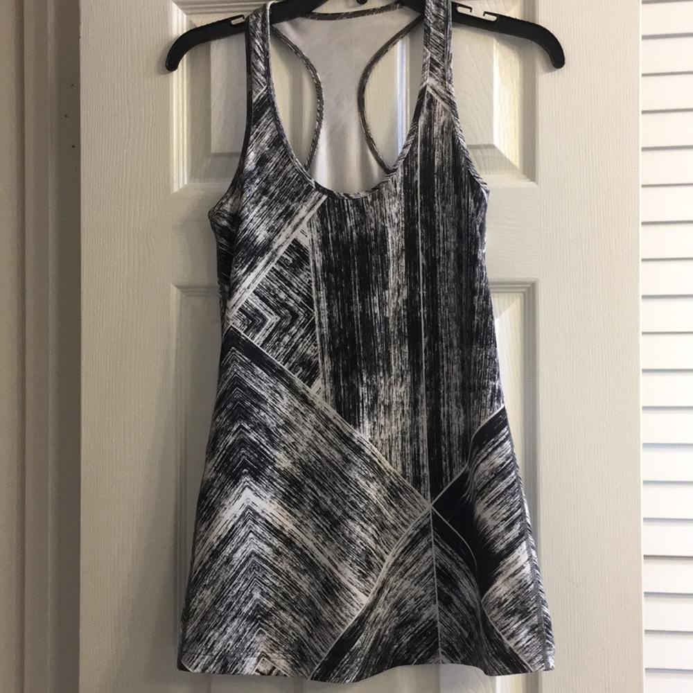 Lulu tank top racerback